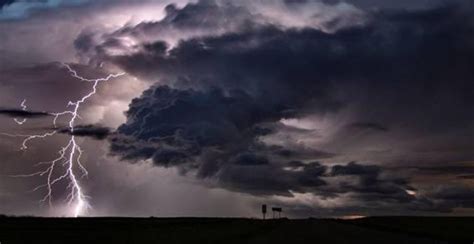 Frente Fria Provoca Chuva Intensa Com Ventos Na Região Sul Em Ms E Sp