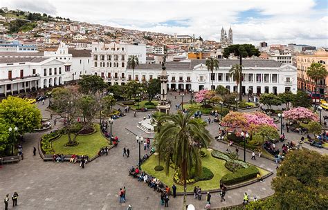 Los Mejores Lugares Turísticos De Ecuador Central De Vacaciones