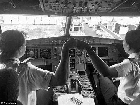 Two Black Female Pilots Made Delta Airlines History Site Name Essence