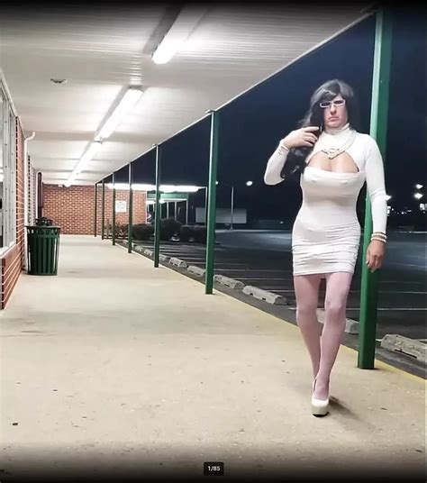 DeeDeeSlut69 Trans Porn Videos Shemale Sex XHamster