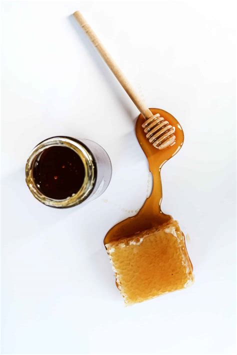 The 7 Best Manuka Honey Brands: A Comprehensive List - Maxwell Person