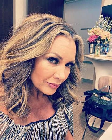 Vanessa Williams Wiki Wiek Wzrost Ch Opak Maj Tek Netto Rodzina