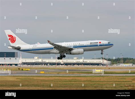 air china airbus   passenger jet landing photographed