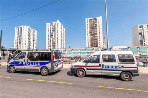 Attaque Devant La Synagogue De La Grande Motte Le Suspect Principal