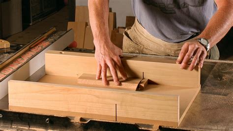 Build A Simple Crosscut Sled For The Table Saw Finewoodworking