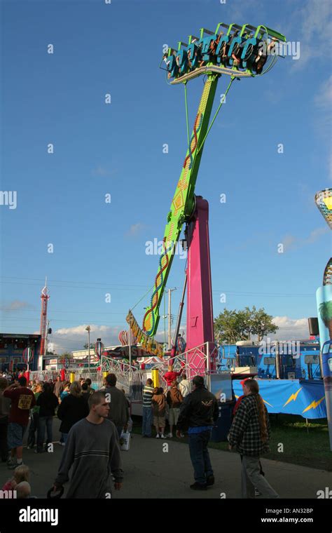 Canfield Fair Midway People Hi Res Stock Photography And Images Alamy