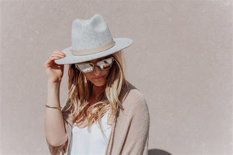 ALL WHITE OUTFIT WITH WIDE BRIM FEDORA - Life with A.Co by Amanda L ...