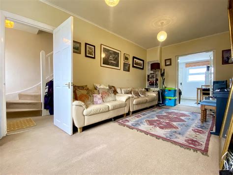 Epping Way, London, 3 bedroom, House