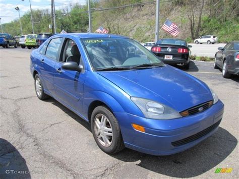 2003 French Blue Metallic Ford Focus SE Sedan 48924970 Photo 5