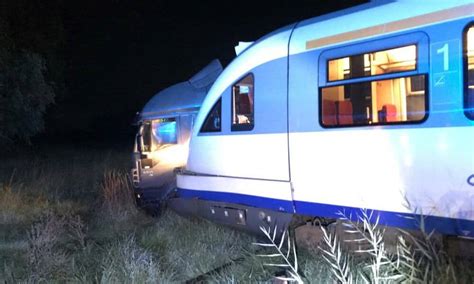 FOTO Accident feroviar în Harghita Camion spulberat de un tren Ardeal24