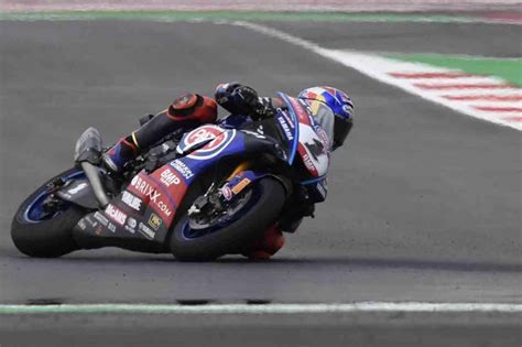 Hasil Race Wsbk Indonesia Toprak Razgatlioglu Hat Trick Alvaro