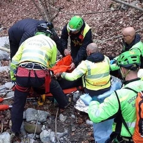 Ritrovato Vivo Dopo 24 Ore Nei Boschi Il Pensionato Disperso Da Natale