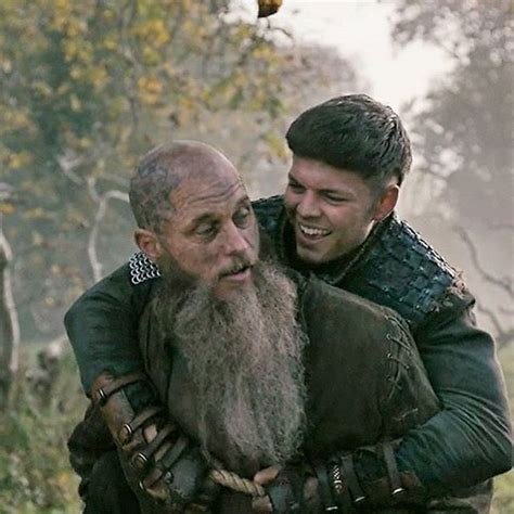 Ivar The Boneless Alex Høeg Anderson Being Carried By His Father King Ragnar Lothbrok Travis