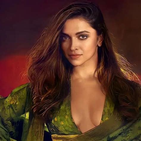 Pin By RockstarK Vines On Quick Saves Deepika Padukone Bollywood