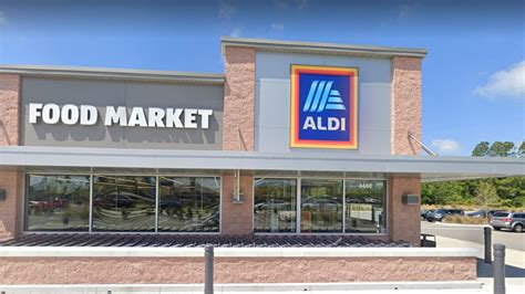 Aldi At St Johns Town Center Sold For 3 7 Million Jacksonville Business Journal