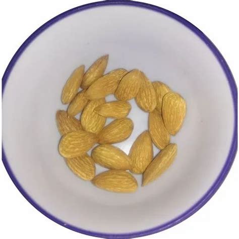 California Almond Nuts Packaging Type Vacuum Bag At Rs 560 Kg In