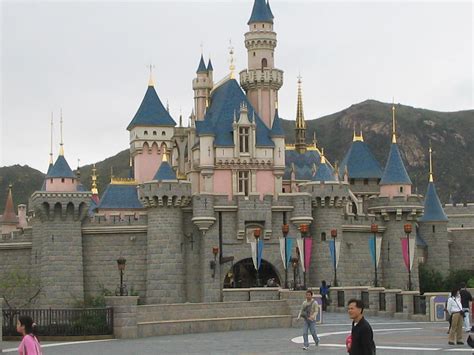 All World Visits: Hong Kong Disneyland Castle