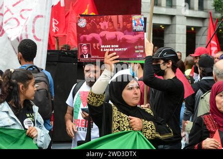 Movimientos Sociales Palestinos Y Simpatizantes Protestan Por El