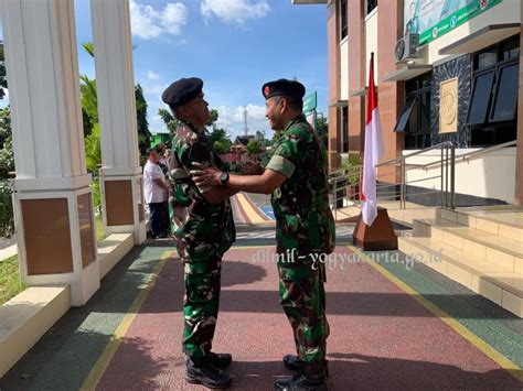 TRADISI KORPS PENYAMBUTAN PERSONIL BARU Pengadilan Militer II 11