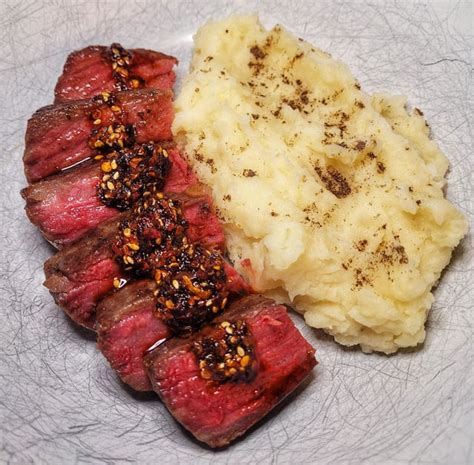 Reverse Seared American Wagyu Ny Strip With Mashed Potatoes Rsteak