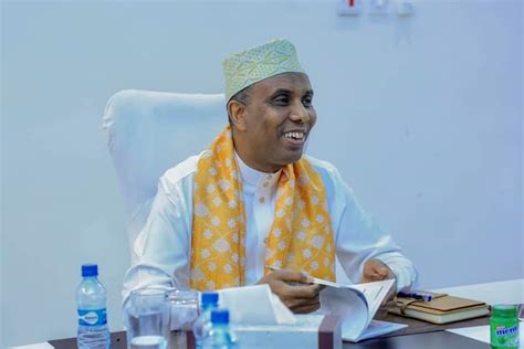 GAROWE ONLINE On Twitter Somalia PM Hamza Abdi Holds Meeting With