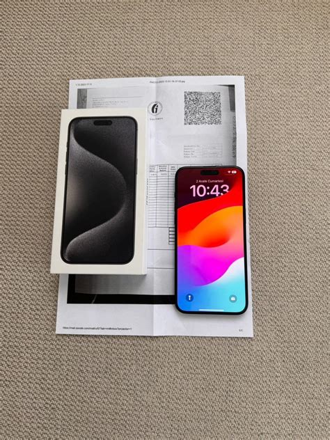 İphone 15 pro max 256 gb Türkiye cihazı tertemiz çiziksiz 1 5 aylık