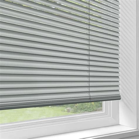 25mm Metallic Silver Aluminium Venetian Blinds Made To Measure