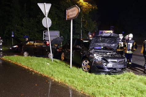 Ruppichteroth Frau Brettert In Kreisverkehr Und L St Karambolage Aus