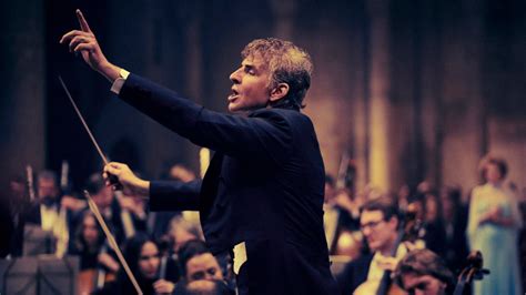 'Maestro': Bradley Cooper's Leonard Bernstein Biopic Unveils Trailer