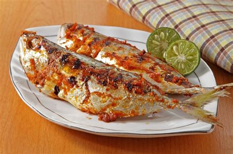 Resep Ikan Kembung Bakar Khas Resto Padang Yang Enaknya Juara Sajian