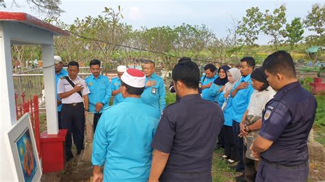 Spka Berziarah Ke Makam Marsinah Pejuang Para Buruh Dan Pekerja Spka