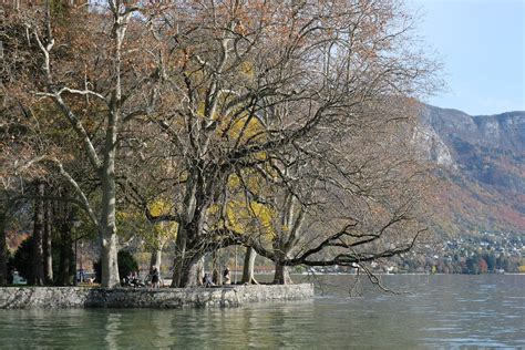 Plage de l Impérial Annecy Guilhem Vellut Flickr