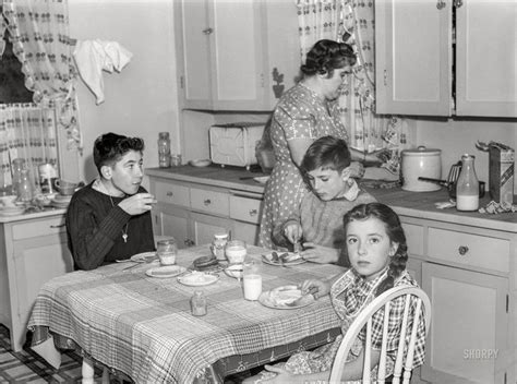 Shorpy Historical Picture Archive Milk And Cookies 1940 High Resolution Photo Vintage Photos