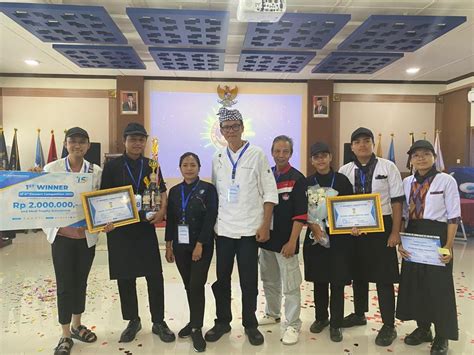 Siswa Smkn Denpasar Raih Juara Dessert Competition Smk Negeri