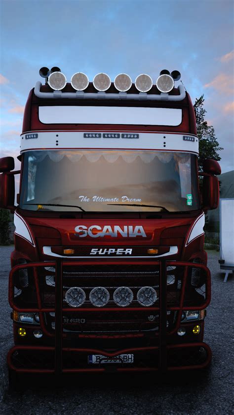 R Hughes Scania KLINTRA B V Schmitz