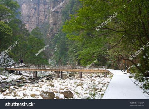 Zhangjiajie National Park In Winter With Snow And Fog,Hunan China Stock ...