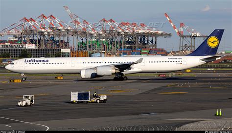 D Aihv Lufthansa Airbus A Photo By Omgcat Id