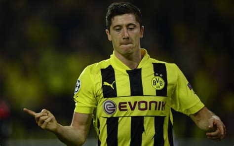 Borussia Dortmund Rule Out Robert Lewandowski Move To Bayern Munich