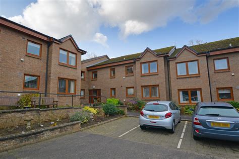 11 Carrick Gardens Ayr KA7 2RT Corum Property