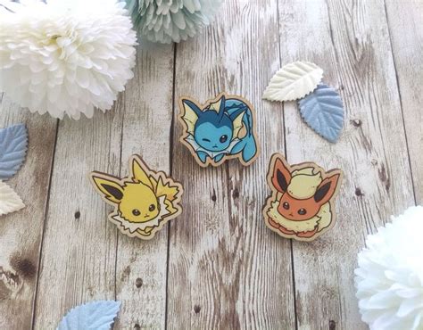 Eeveelution Wooden Pins Eevee Jolteon Flareon Vaporeon Umbreon