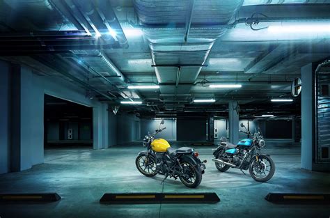 Motorrad Vergleich Royal Enfield Meteor 350 Supernova 2021 Vs Royal