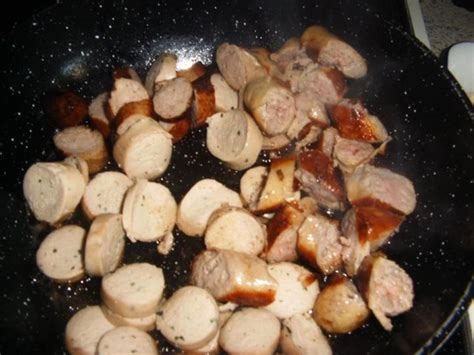 Nudel Bratwurst Wei Wurstpfanne Rezept Kochbar De