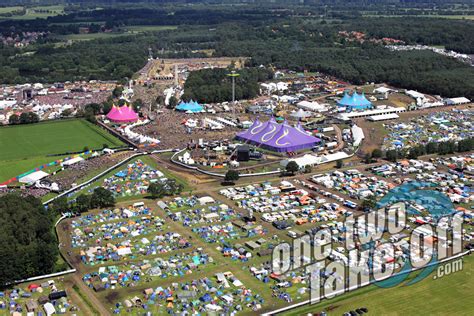 One Two Take Off Luchtfotografie En Video