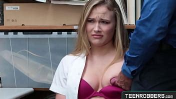 Follandome Una Rica Colegiala En Cuatro XVIDEOS