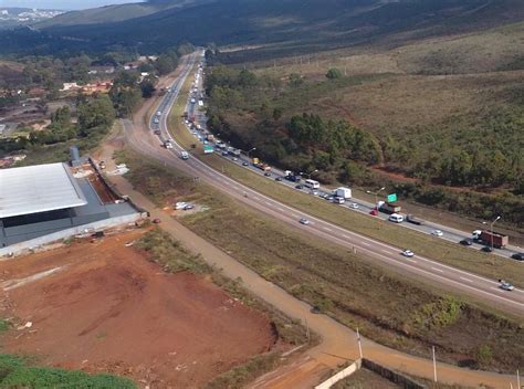 Br Chega A Ter Km De Congestionamento Devido Obras Na Rodovia