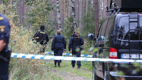 Person Hittad Död I Skogen Polisen Utreder Mord Svt Nyheter