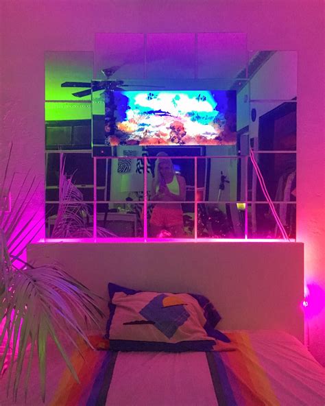 Pinterest Gabk Bedroom Goals Bedroom Inspo Bedroom Decor Neon