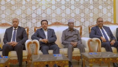 DAAWO Ujeedada Shirka Garowe Uga Furmay Farmaajo Sheekh Shariif