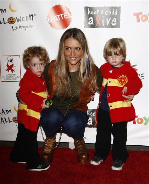 Does Denise Richards Have Custody Of Charlie Sheens Twins With Brooke