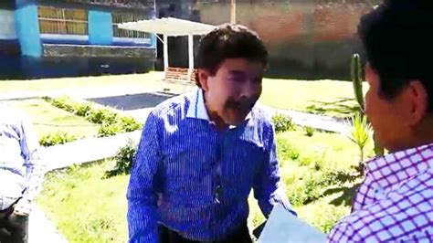 Arequipa Alfredo Zegarra Pierde Los Papeles Y Dice Que Periodista